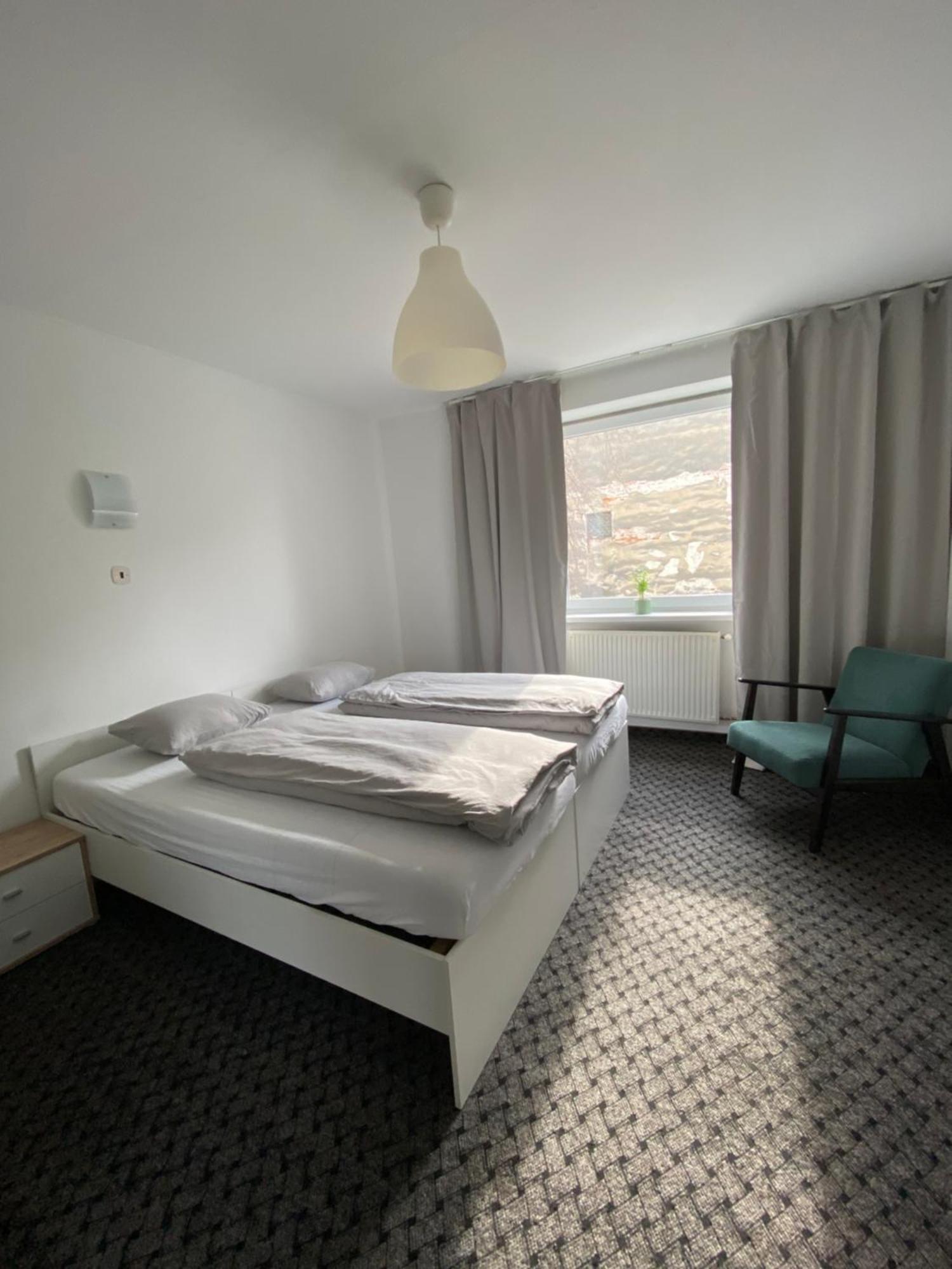 W28 / Beethoven Room Piest'any Exteriér fotografie
